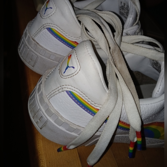 Puma - Picture 2 of 5